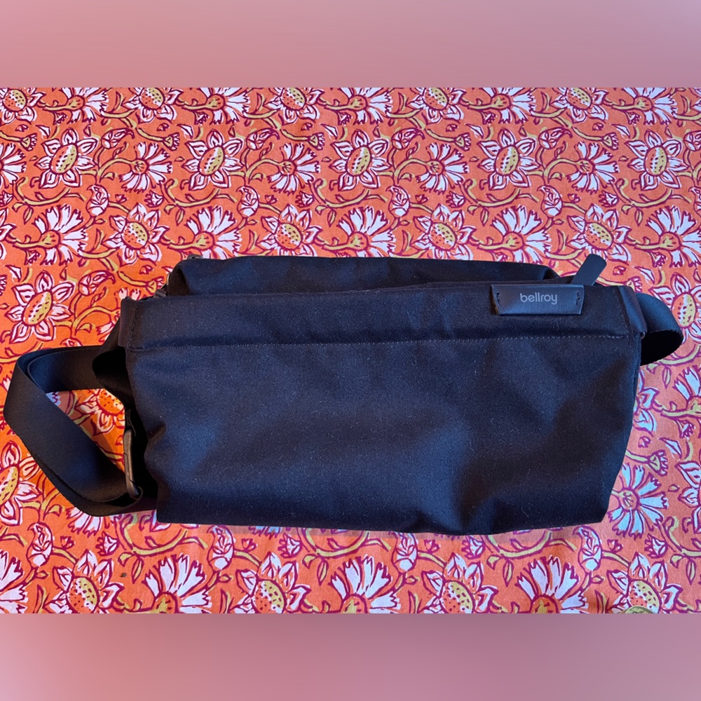 Bellroy Sling - Melbourne Black